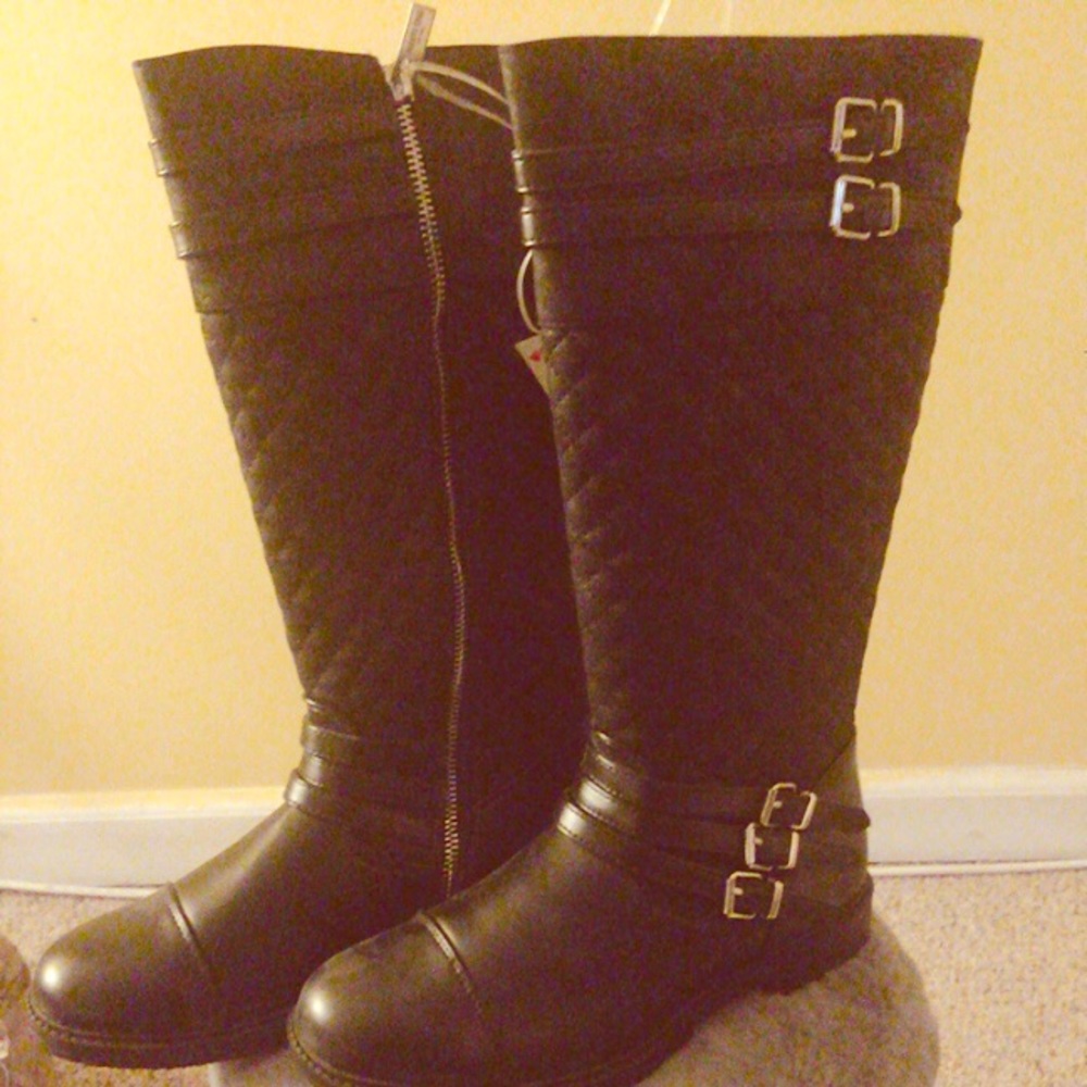 Kenneth Cole riding boots